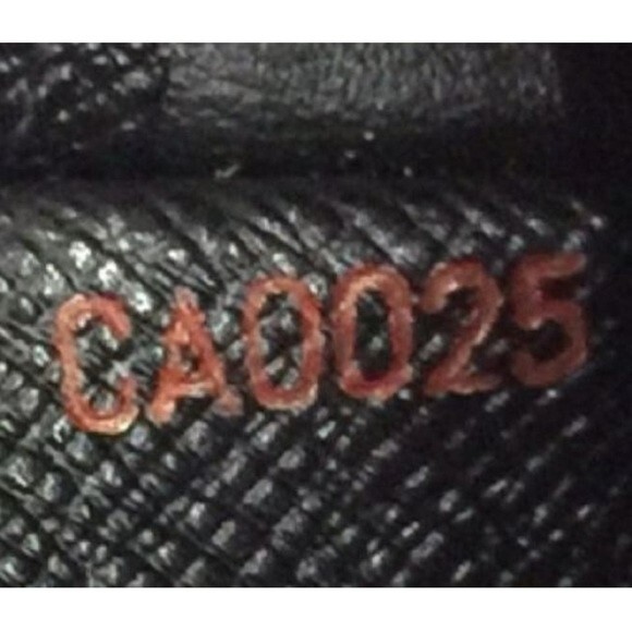 Louis Vuitton Black Epi Leather Bifold Long - Picture 7 of 11